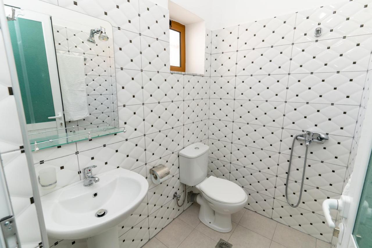 Sheme'S Apartments Sarande Ngoại thất bức ảnh